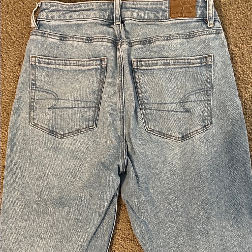 American Eagle Strigid Mom Jean - Picture 3 of 6